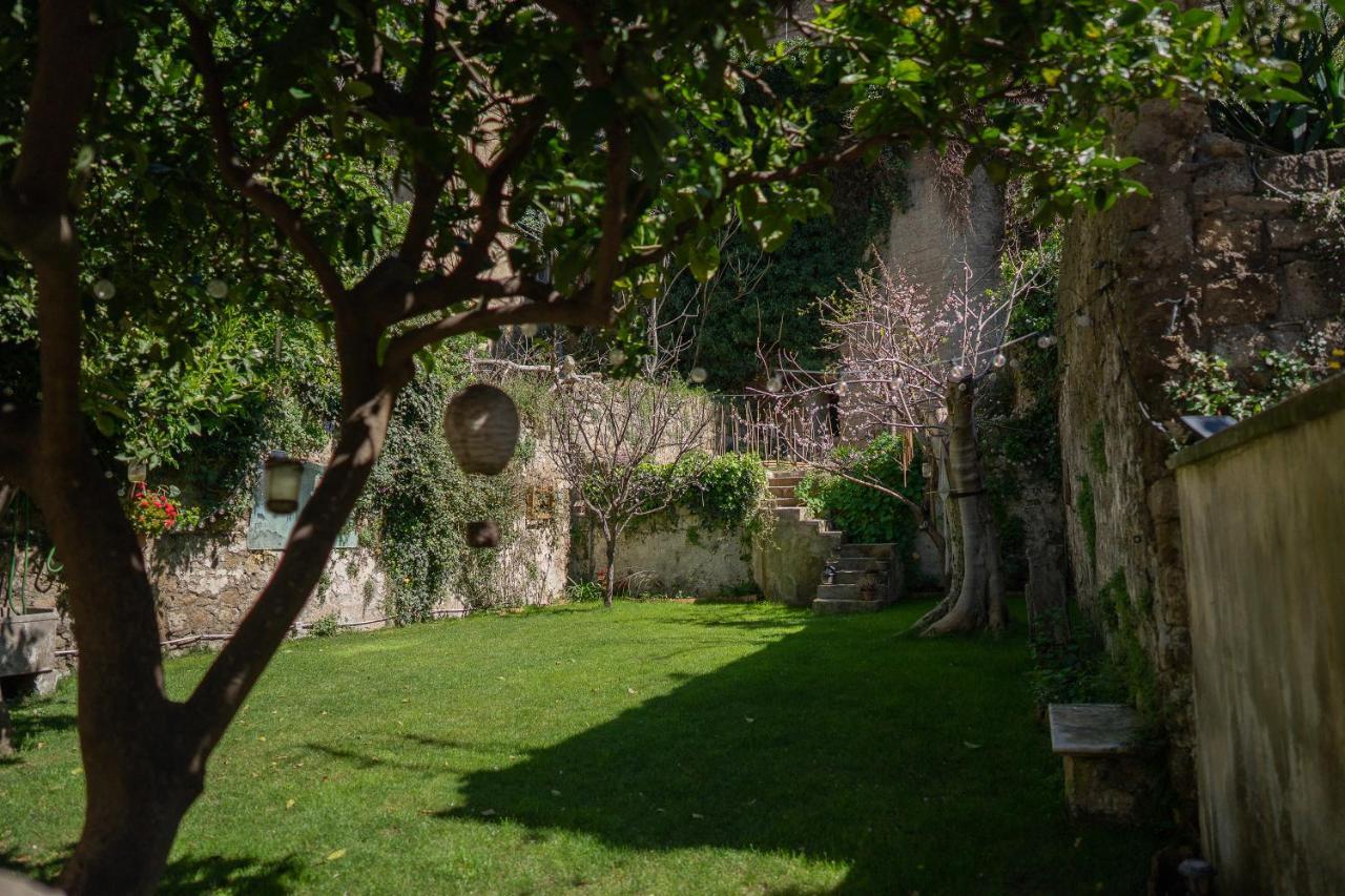 Casa Vayu - Rooms & Garden Neapel Exterior foto